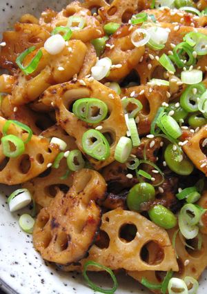 A picture of Spicy ‘Kimpira’ Lotus Root & Edamame.