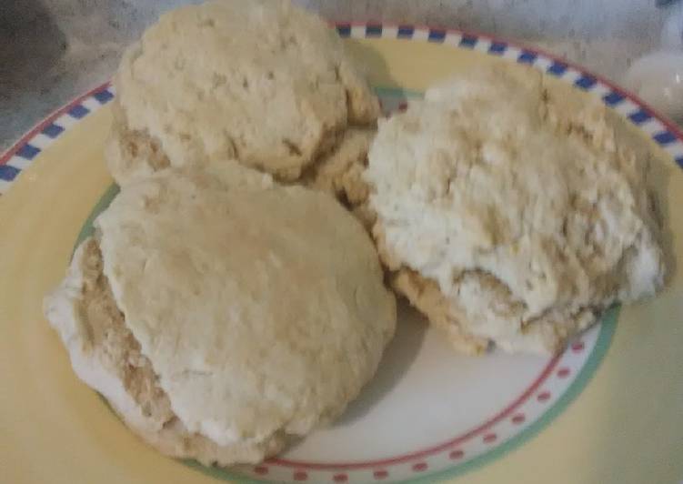 Simple Way to Make Super Quick Homemade Vegan &#34;Buttermilk&#34; Biscuits