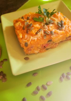 Una foto de Pastel de calabaza🎃 relleno de pollo🍗