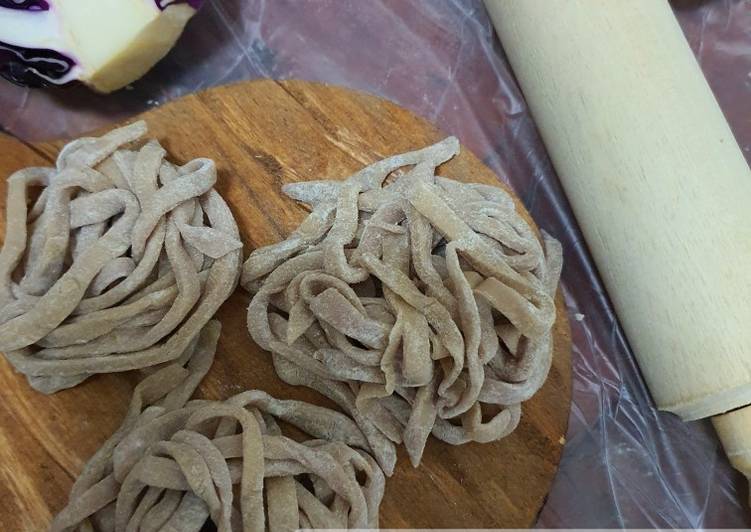 Resep Homemade Purple Cabbage Noodles yang Lezat Sekali