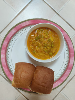 ખડા પાવ ભાજી (Khada Pav Bhaji Recipe In Gujarati) રેસીપી મુખ્ય ફોટો