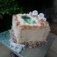 A picture of Coconut cake.