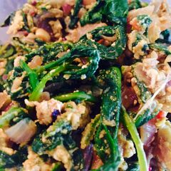 A picture of Scrambled Egg Spinach.