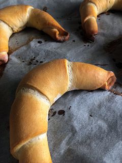 Kifli élesztővel 🥐 recept fotója