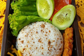 Cara Buat Ayam Suwir Kemangi (rica) Ekonomis