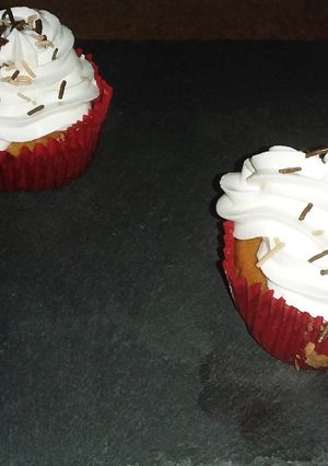Una foto de Muffins de manzana con canela