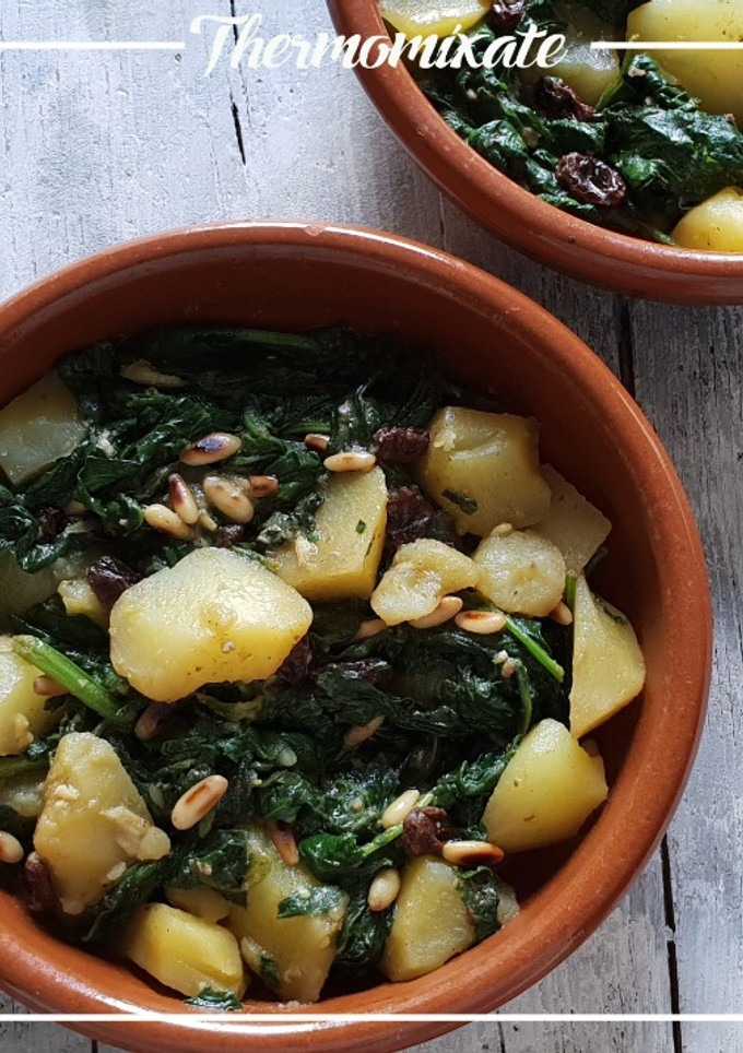 Una foto de Espinacas con patatas con Thermomix