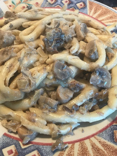 Una foto de Pasta con salsa de setas y Foie