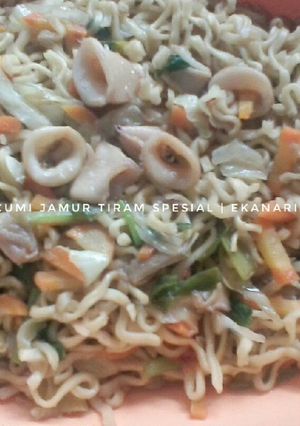 Foto resep Mie tumis cumi jamur tiram spesial