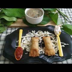 A picture of Cheese Chilli Corn Rolls.