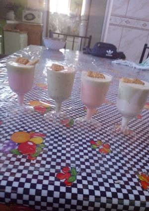 Una foto de Crema con yogurt