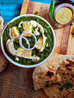 A picture of Punjabi Palak Paneer.