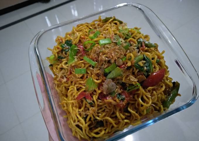 Mie goreng jawa pedas