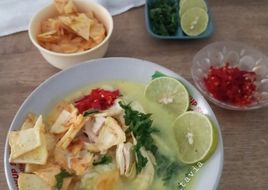 Soto Kuning Bogor (Ayam)