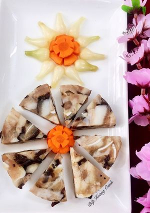 Hình của món Giò Thủ.
