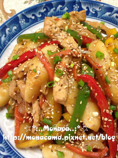 韓式醬油炒年糕/宮廷炒年糕(간장떡볶이/궁중떢볶이)(不辣的韓國炒年糕) 的食譜成品照片