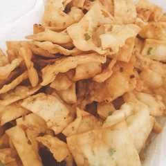 Kripik bawang রেসিপির প্রধান ছবি