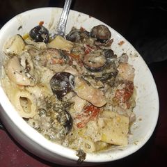 A picture of Chicken Artichoke Pesto Pasta (crocpot).