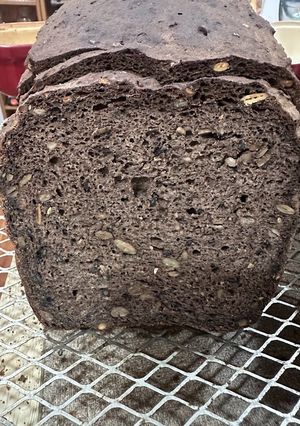 Kovásszal készũlt Feketekenyér #hajdina #rozsliszt recept fotója