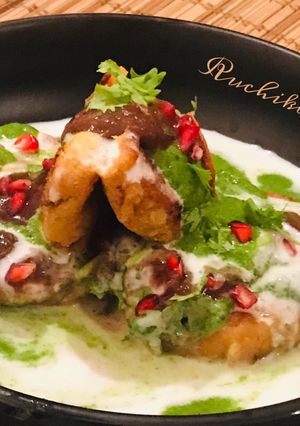 A picture of Aloo Arbi Chaat.