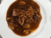 Una foto de solomillo de res al horno