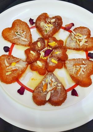 हार्ट शेप शाही टुकड़ा(heart shape shahi tukda recipe in hindi) रेसिपी मुख्य फोटो