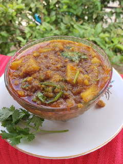 முளைகட்டி பச்சை பட்டாணி நீ மோனா செய்முறை முக்கிய புகைப்படம்
