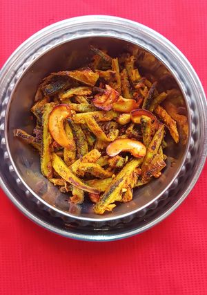 A picture of Bitter guards and cashew dry Subji (kaju karela Subji).