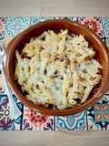 Macarrones gratinados con bacon trufado
