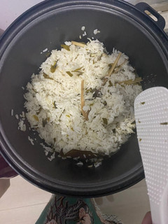 Foto resep Nasi daun jeruk rice cooker tanpa santan