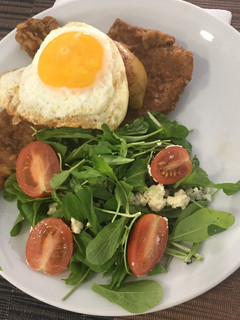 Una foto de Milanesas a caballo