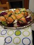 Involtini di salmone e avocado