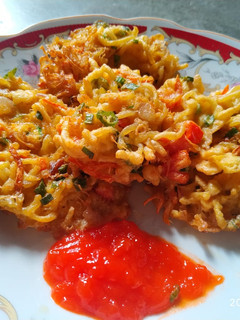 Foto resep Bakwan mie telur sayur #CABEKU #Telur3in1