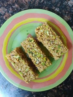 मिल्क केक (Milk Cake recipe in Hindi) रेसिपी मुख्य फोटो