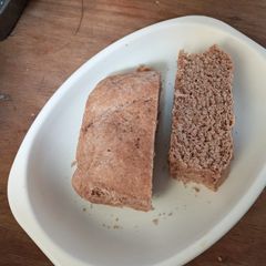 A picture of Whole wheat bread.