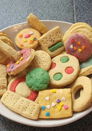 A picture of Butter cookies.