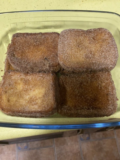 Una foto de Torrijas de canela y azúcar