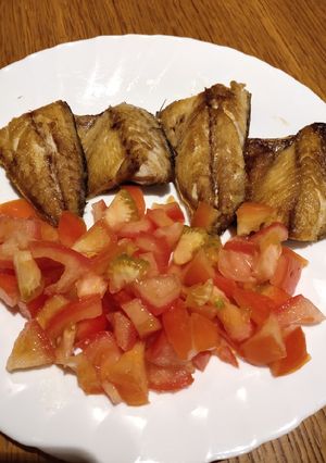 A picture of Fried Fish.