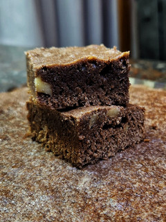 Una foto de Brownies ricos rápidos y fáciles 🍫