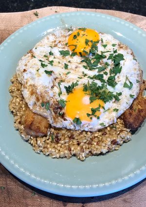 Una foto de Arroz a la cubana