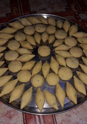 صورة لوصفة كبة طحين الرز بالدجاج