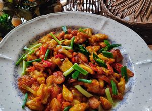 Gambar Ayam Goreng Kunyit