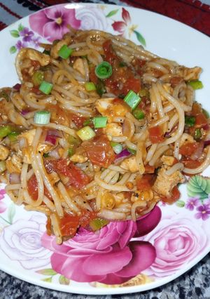 A picture of Chicken Onion Spaghetti.