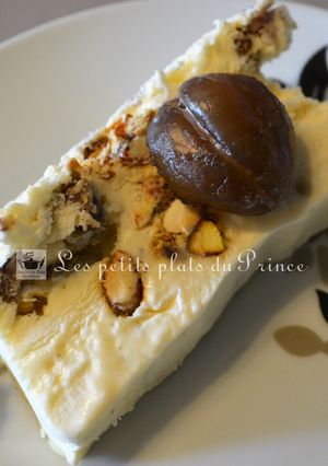 Une photo de Nougat glacé aux marrons confits et écorces orange confites