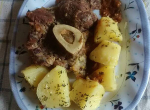 Una foto de Osobuco asado a la olla