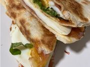 Una foto de wraps caliente