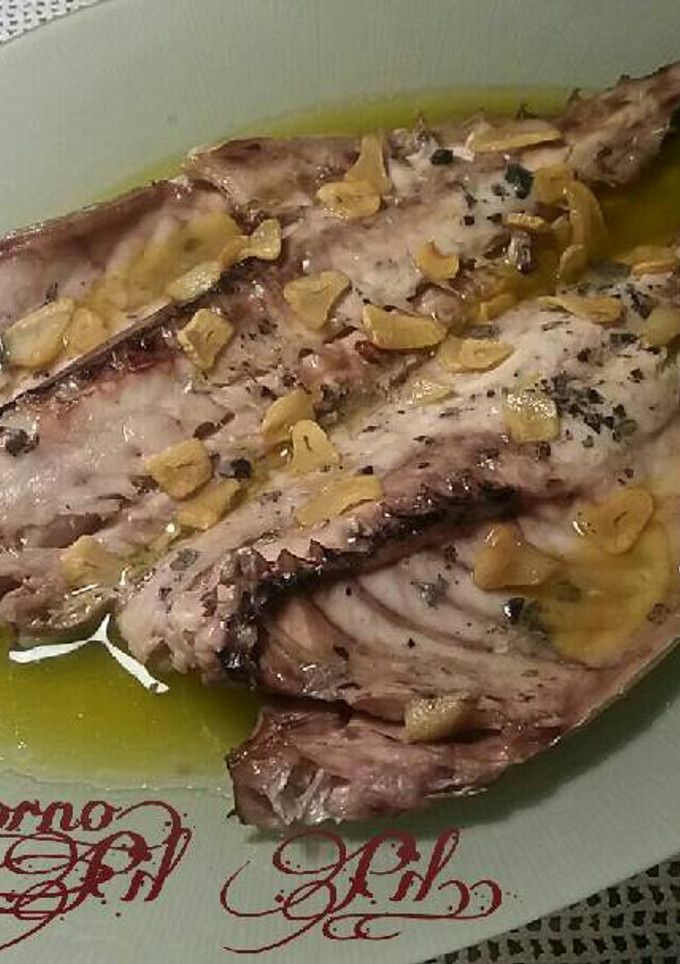 Una foto de Jurel al horno, con Pil Pil ligero