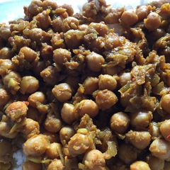 A picture of Chickpea Curry.