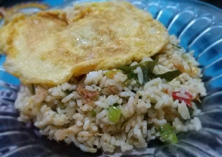 10Resep: Nasi goreng cabe ijo daun jeruk yang Gurih