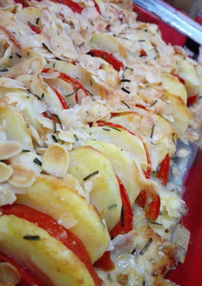 Una foto de Guarnición de patatas estilo hasselback